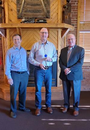 GoBeyond-AgentWinner-2020-PhilCollins2 GoBeyond-AgentWinner-2020-PhilCollins2